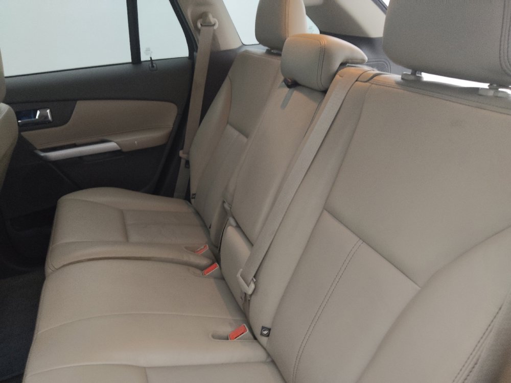Used 2014 Ford Edge Limited FWD image 18