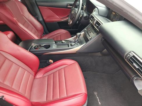Used 2019 Lexus IS 300 F Sport w/ F Sport Package RWD image 12