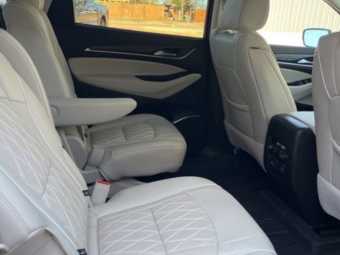 Used 2024 Buick Enclave Avenir w/ Avenir Technology Package image 12