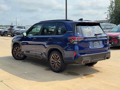 Used 2025 Subaru Forester Sport AWD/4WD image 3