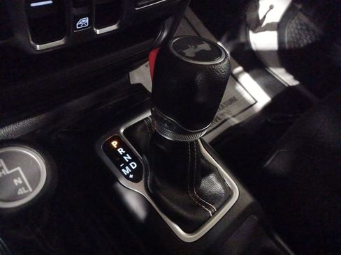 Used 2021 Jeep Wrangler Unlimited Sahara w/ Uconnect 4C Nav & Sound Group image 21