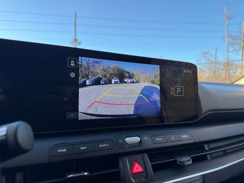 Used 2025 Kia K4 LXS image 18