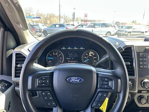 Used 2017 Ford F150 XLT w/ Heavy-Duty Payload Package image 15