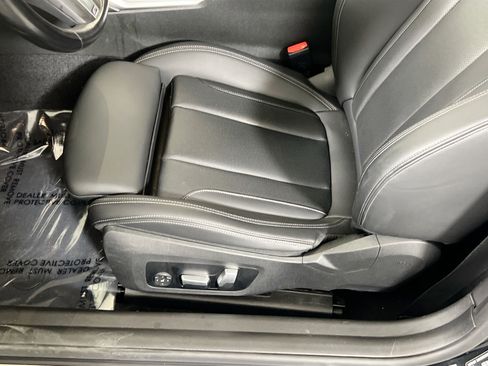 Used 2023 BMW M240i xDrive M240i xDrive w/ Premium Package image 19