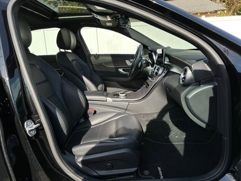 Used 2020 Mercedes-Benz C 300 C 300 4MATIC Sedan image 23