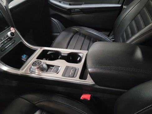 Used 2023 Ford Edge SEL image 26