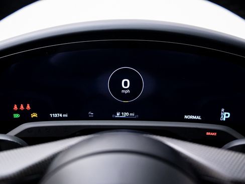 Used 2022 Porsche Taycan Turbo S image 21