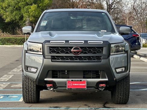 New 2026 Nissan Frontier PRO-4X w/ Pro Premium Package AWD/4WD image 9