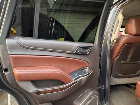 Used 2016 Chevrolet Tahoe LTZ AWD/4WD image 14