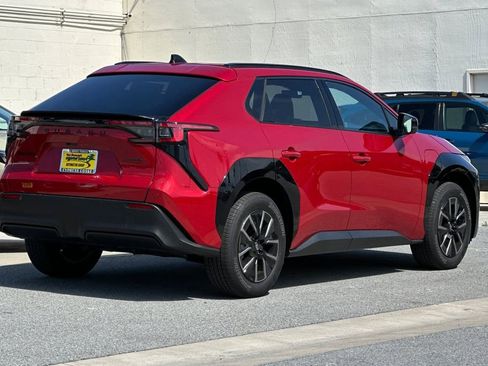 New 2026 Subaru Solterra AWD/4WD image 4