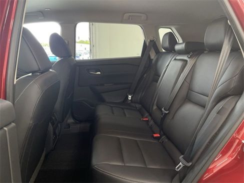 Certified 2024 Nissan Rogue SL image 18