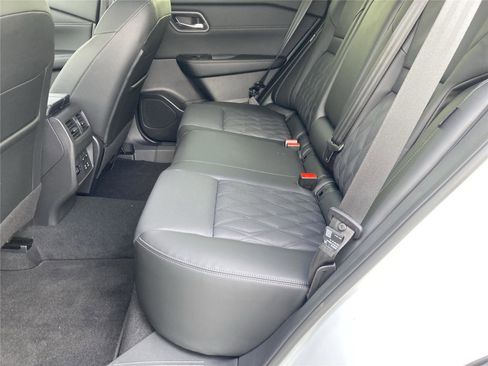 New 2026 Nissan Rogue Platinum w/ Platinum Premium Package image 29