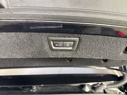 Used 2025 BMW 840i xDrive Convertible AWD/4WD image 34