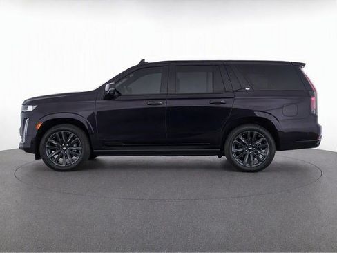 Used 2024 Cadillac Escalade Sport AWD/4WD image 6