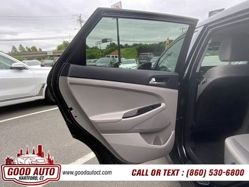 Used 2020 Hyundai Tucson SE w/ Cargo Package AWD/4WD image 11