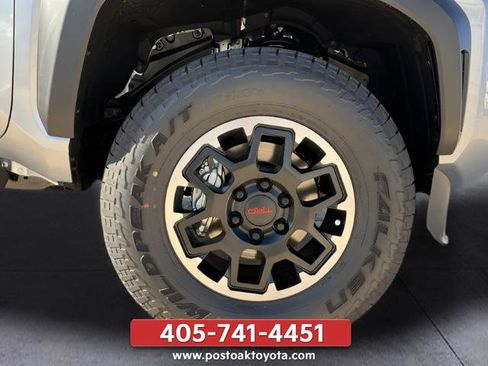 New 2026 Toyota Tacoma TRD Off-Road AWD/4WD image 9