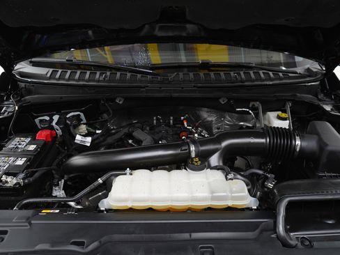 Used 2025 Lincoln Navigator Reserve image 31