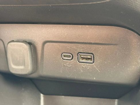 Used 2024 Chevrolet Trax LS w/ LS Convenience Package FWD image 21