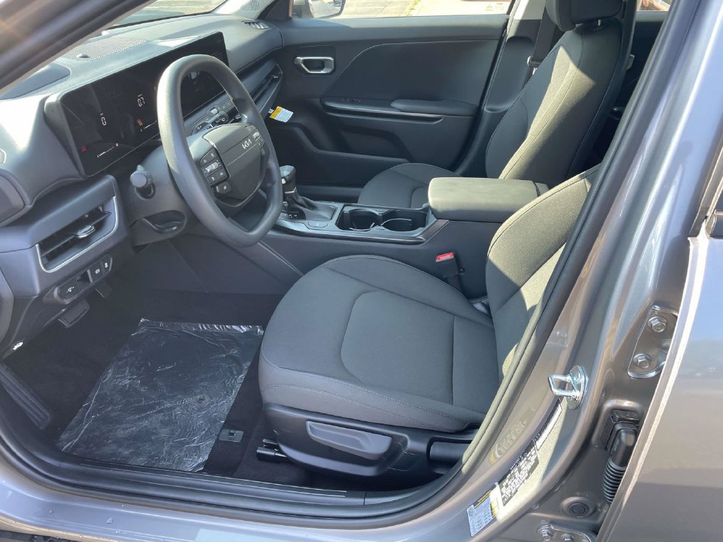 New 2026 Kia K4 FWD image 7