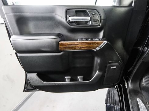 Used 2021 Chevrolet Silverado 1500 High Country w/ Technology Package image 46