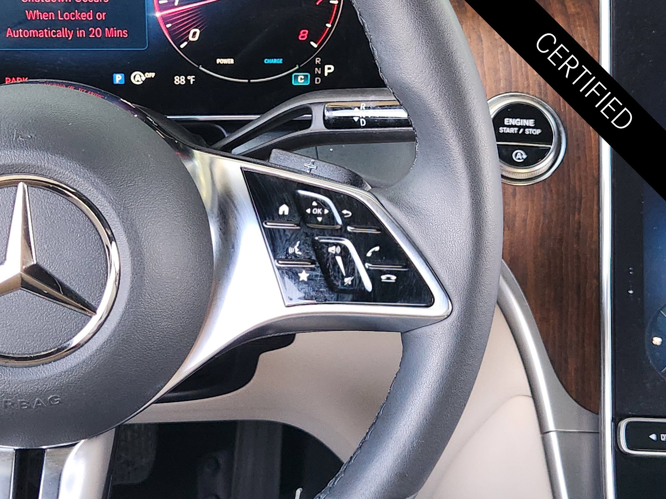 Certified 2026 Mercedes-Benz GLC 300 image 29