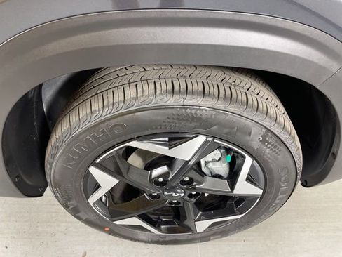 New 2026 Kia Seltos S image 11