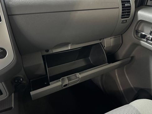 Used 2020 Nissan Frontier SV w/ Midnight Edition Floor Mats AWD/4WD image 30