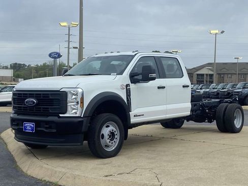 New 2026 Ford F550 4x4 Crew Cab Super Duty image 5