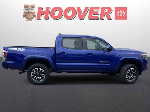 Used 2023 Toyota Tacoma TRD Sport w/ Advanced Technology Package image 2
