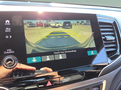 Certified 2022 Honda Pilot Sport image 34