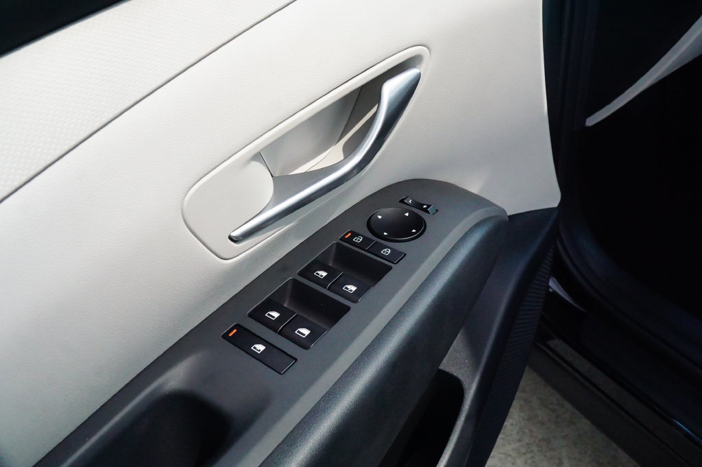New 2026 Hyundai Tucson SEL FWD image 15
