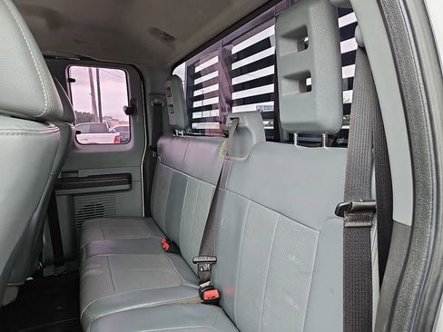 Used 2014 Ford F250 XL w/ Power Equipment Group AWD/4WD image 18
