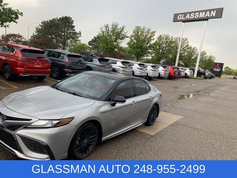 Used 2021 Toyota Camry XSE w/ Cold Weather Package FWD image 1