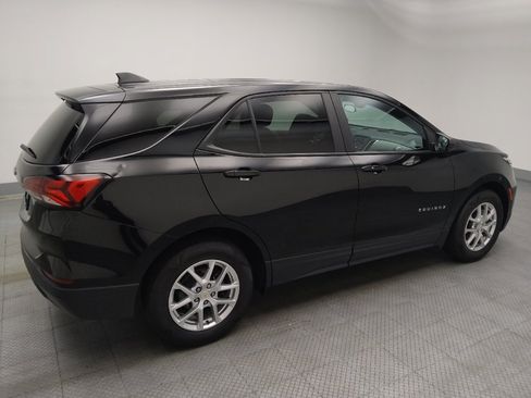 Used 2022 Chevrolet Equinox LS w/ LS Convenience Package FWD image 10