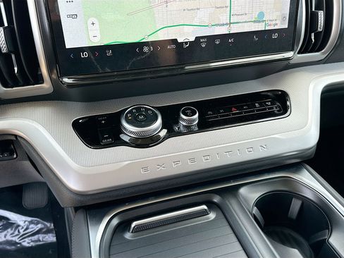 New 2026 Ford Expedition Max Active RWD image 12