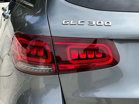 Used 2022 Mercedes-Benz GLC 300 image 32