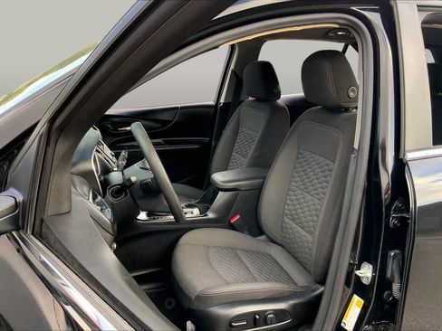 Used 2021 Chevrolet Equinox LT FWD image 8