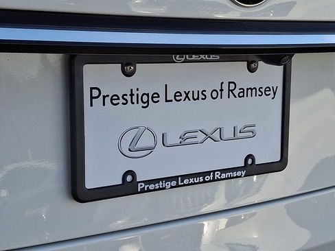 Used 2023 BMW X7 xDrive40i w/ Premium Package image 28