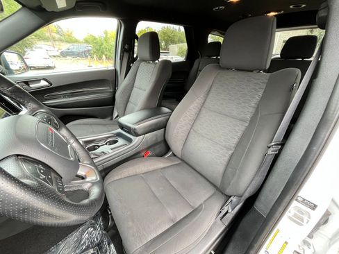 Used 2024 Dodge Durango SXT image 36