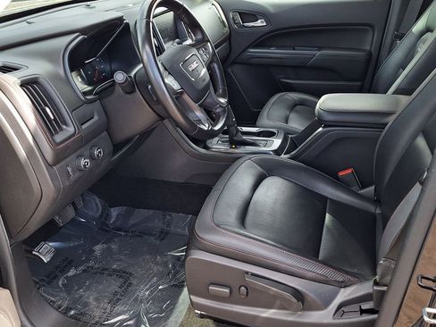 Used 2018 GMC Canyon All Terrain w/ Trailering Package image 10