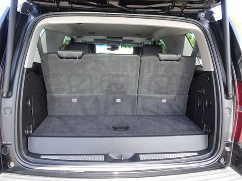 Used 2018 Chevrolet Tahoe Premier AWD/4WD image 33