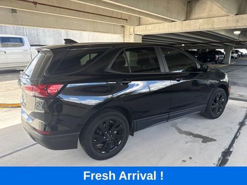 Used 2023 Chevrolet Equinox LS w/ LS Convenience Package FWD image 14