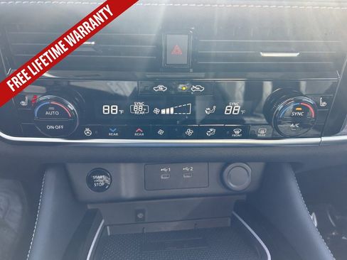 New 2026 Nissan Rogue Platinum w/ Tech Package AWD/4WD image 25