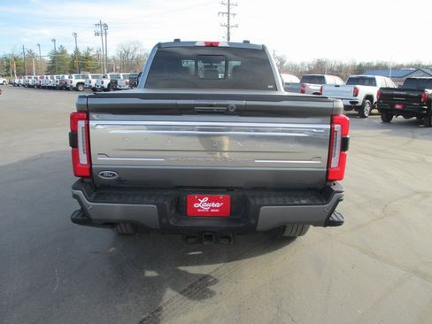 Used 2024 Ford F350 Platinum image 6