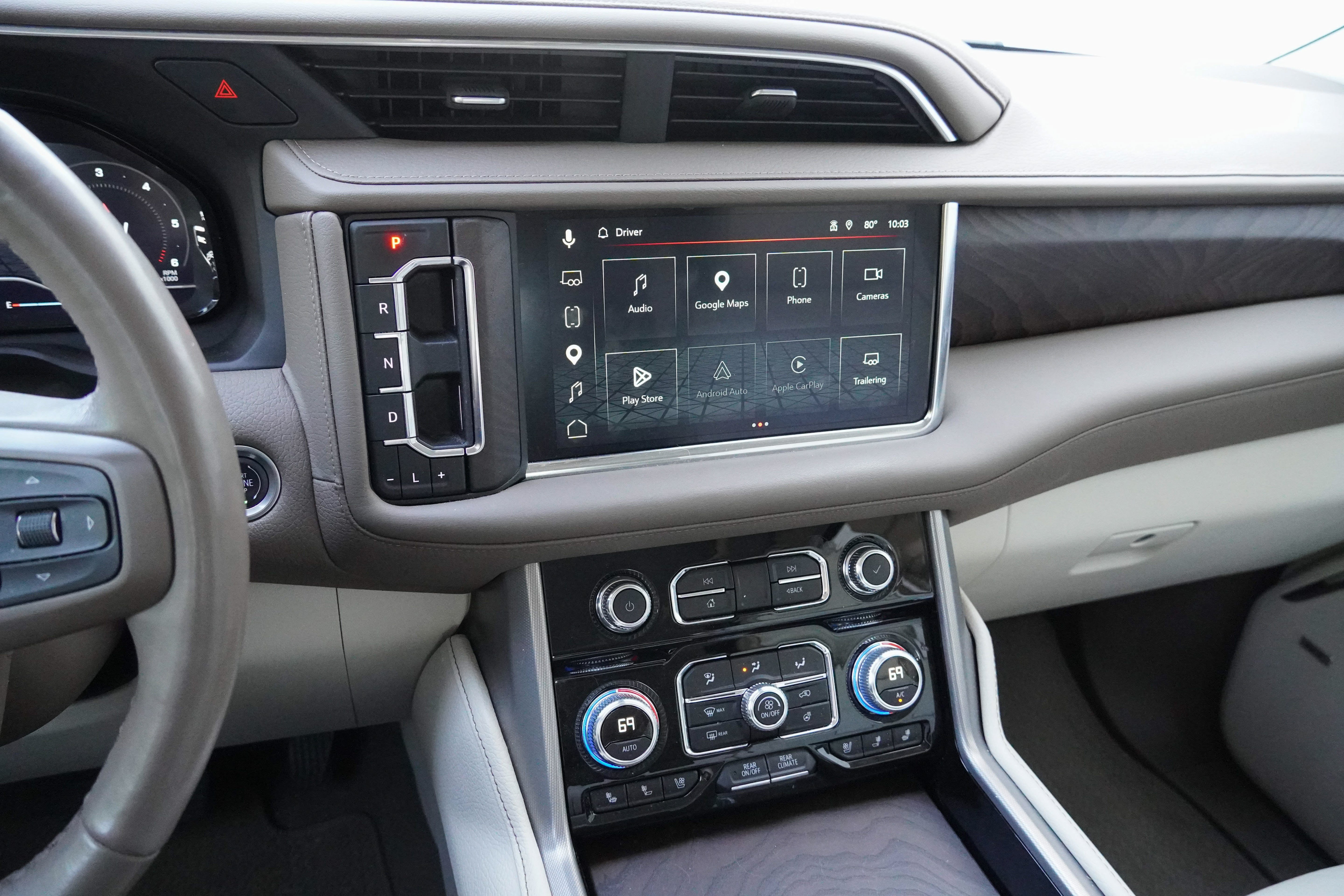 Used 2024 GMC Yukon Denali w/ Advanced Technology Package AWD/4WD image 24