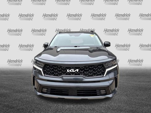 Used 2022 Kia Sorento SX image 3