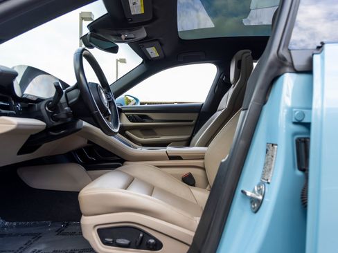 Certified 2024 Porsche Taycan 4 Cross Turismo image 24