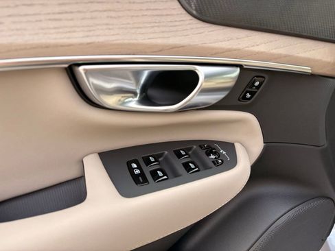 New 2026 Volvo XC90 B6 Plus w/ Protection Package Premier image 13