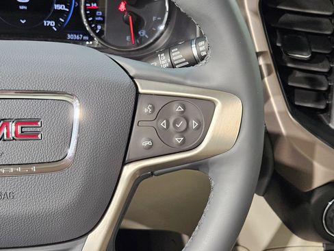 Used 2023 GMC Acadia Denali AWD/4WD image 29