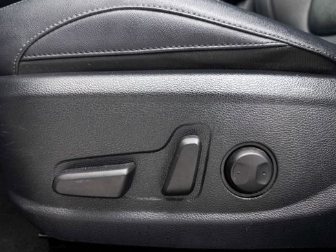 Used 2021 Kia Seltos SX image 33